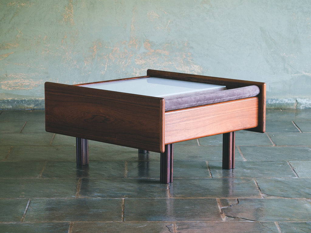 Mesa Centro Jacarandá + Revisteiro