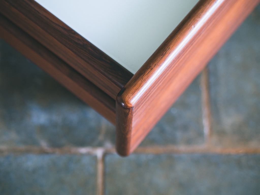 Mesa Centro Jacarandá + Revisteiro