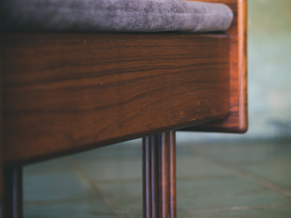 Mesa Centro Jacarandá + Revisteiro