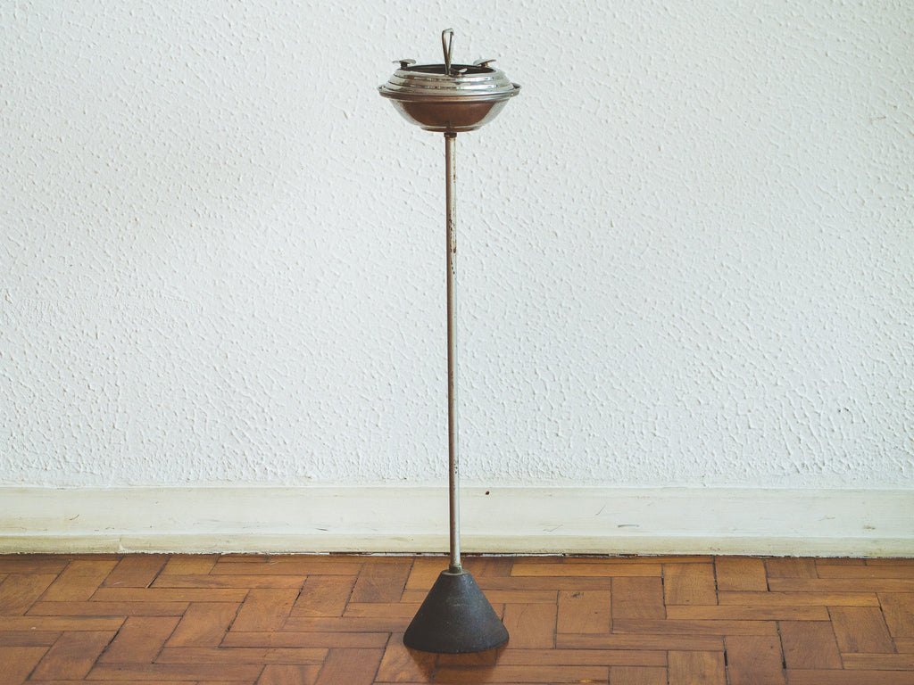 Cinzeiro Pedestal Prateado