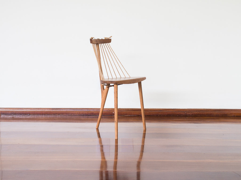 Ricardo Graham oEbanista | Cadeira 3 Pés