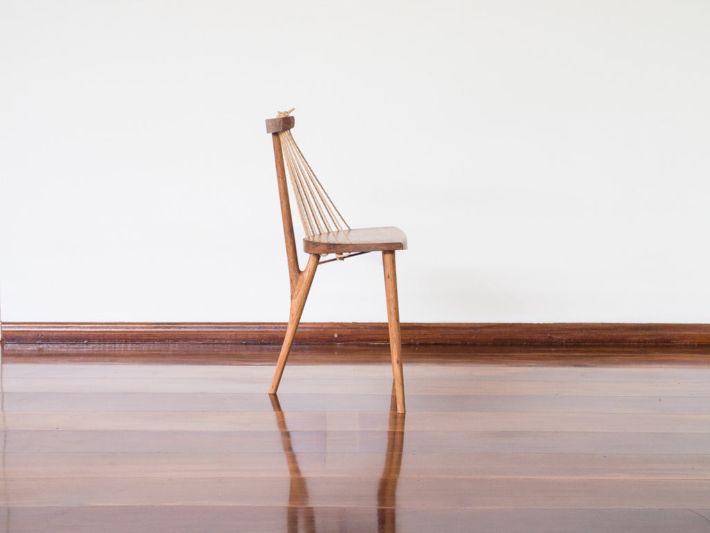 Ricardo Graham oEbanista | Cadeira 3 Pés