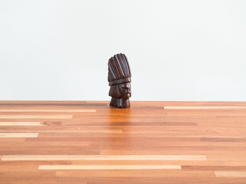 Índio em Jacarandá M