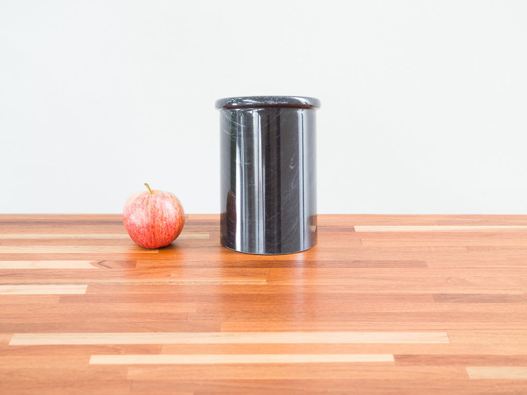 Vaso Itáliano em Mármore Preto