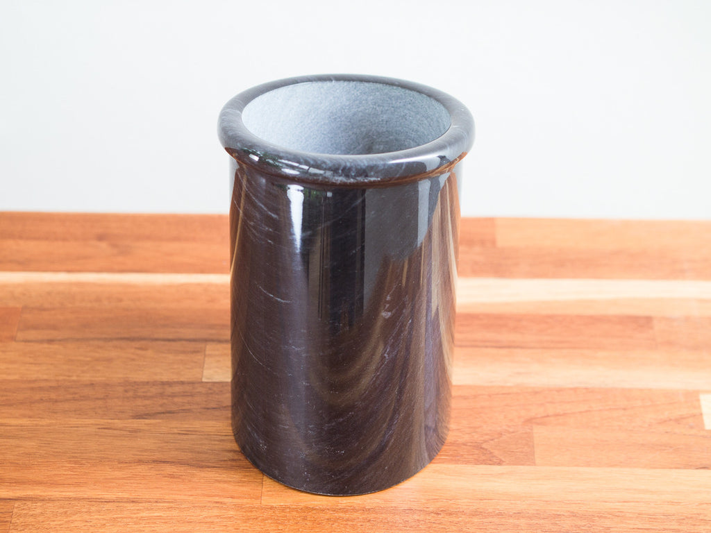 Vaso Itáliano em Mármore Preto