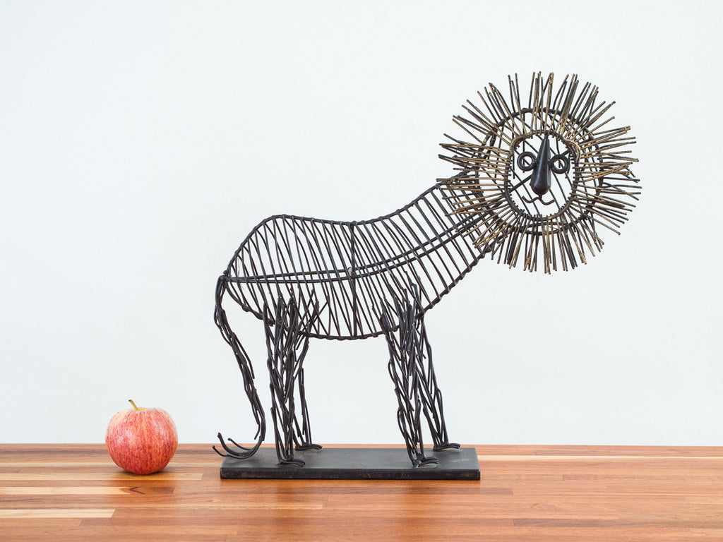 Leão em Ferro Fundido