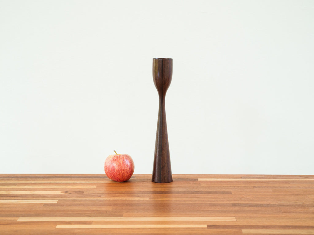 Castiçal em Jacarandá Dinamarquês