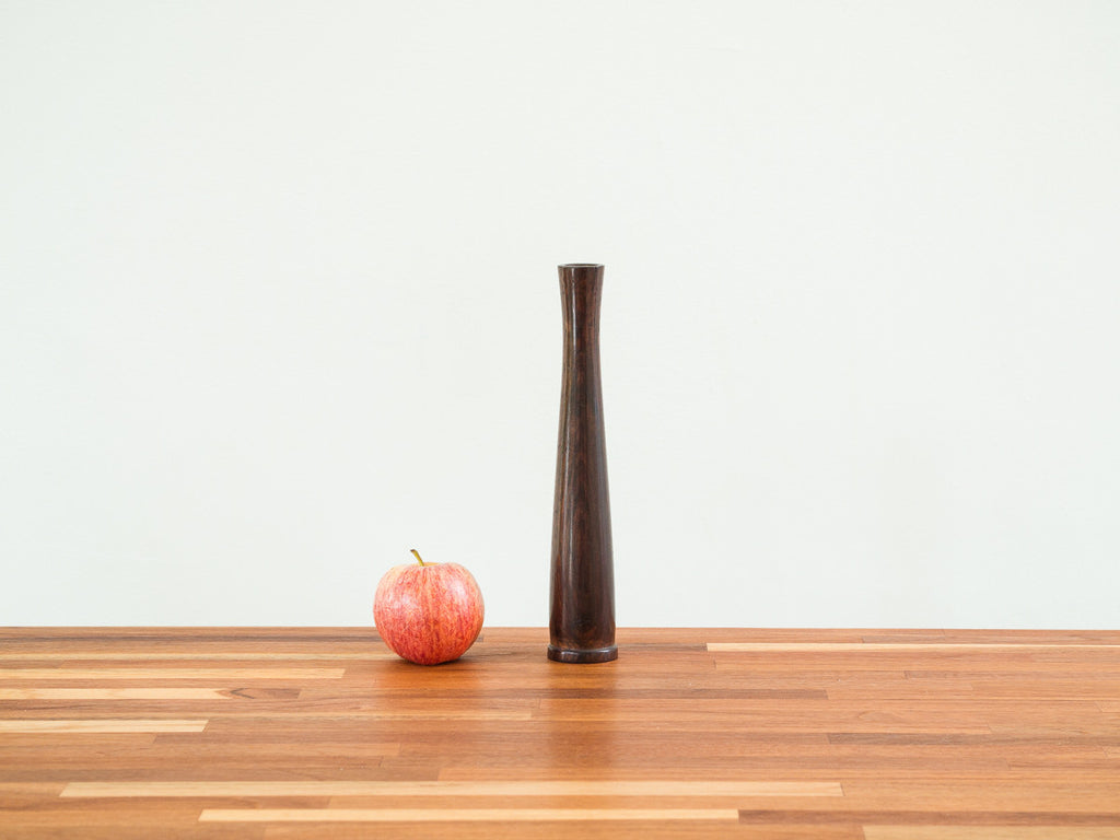 Castiçal em Jacarandá IV