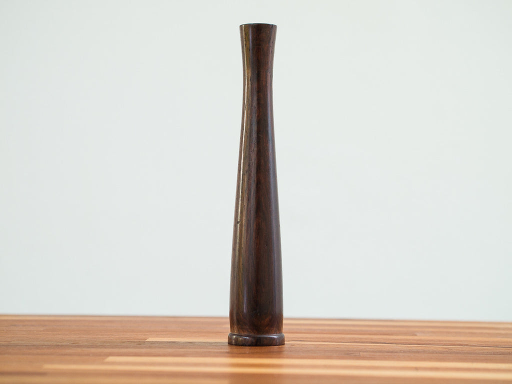 Castiçal em Jacarandá IV