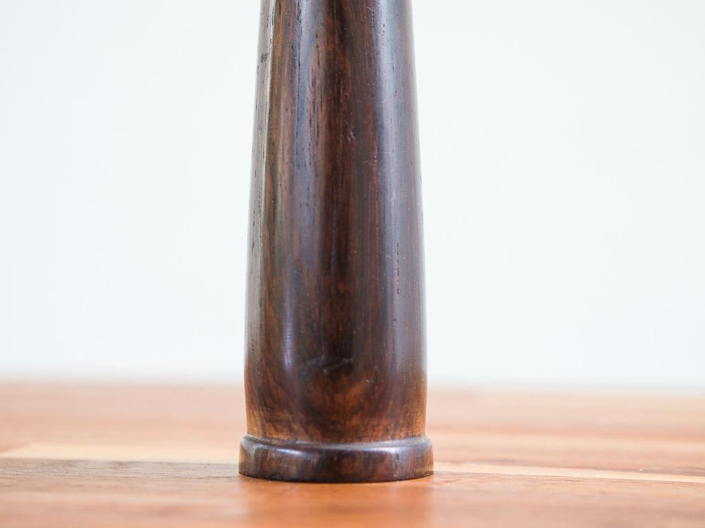 Castiçal em Jacarandá IV