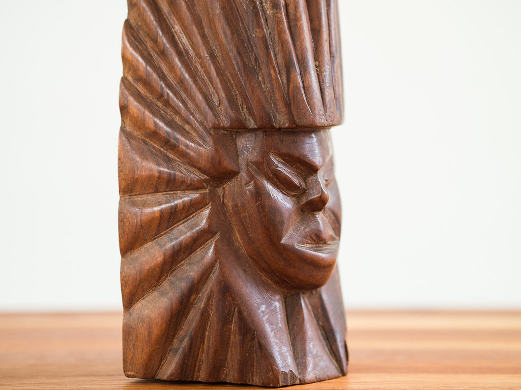 Índio em Jacarandá