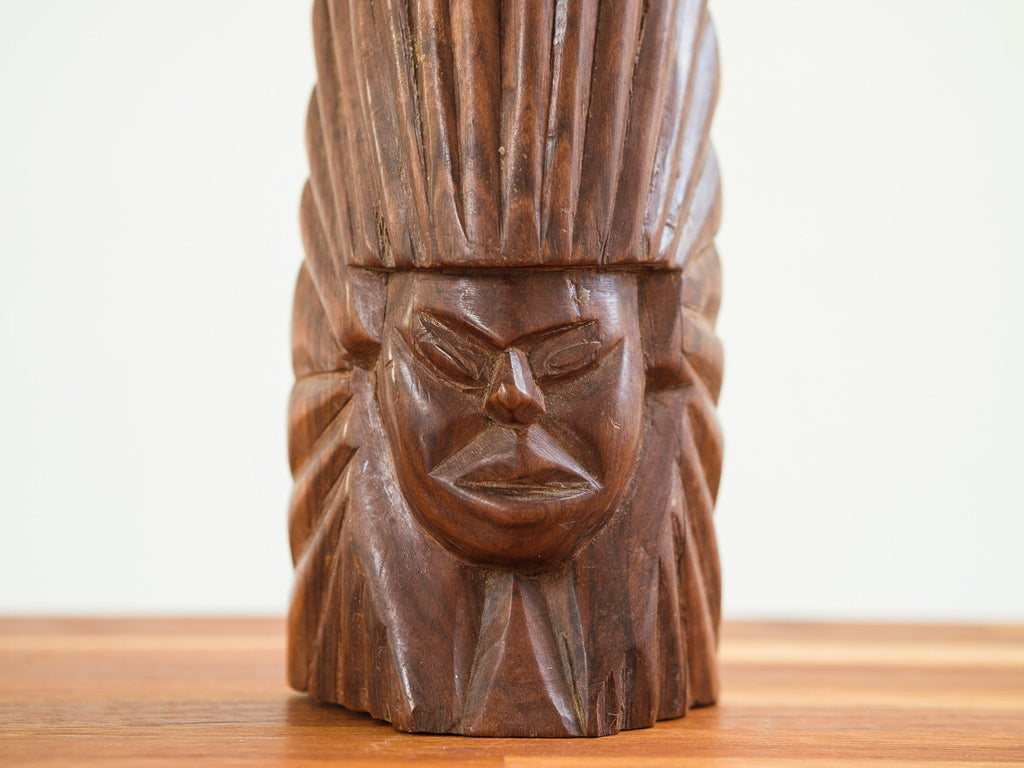 Índio em Jacarandá