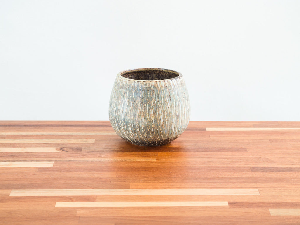 Gunnar Nylund | Cachepô Rubus