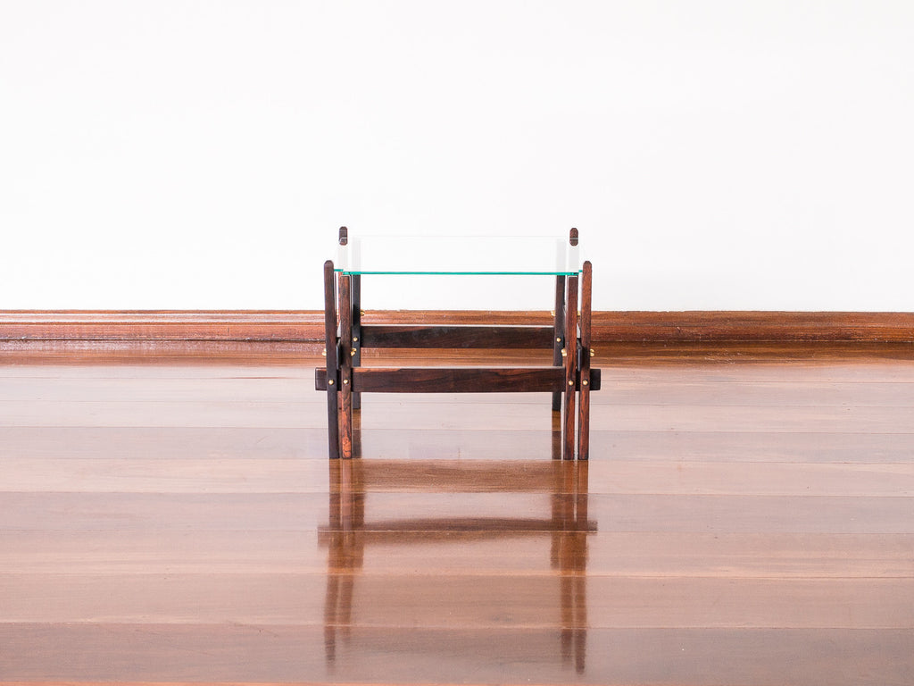 Mesa Lateral Ripas Jacarandá