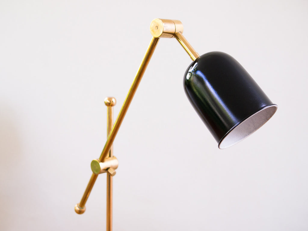 Luminária Articulada Preta e Latão