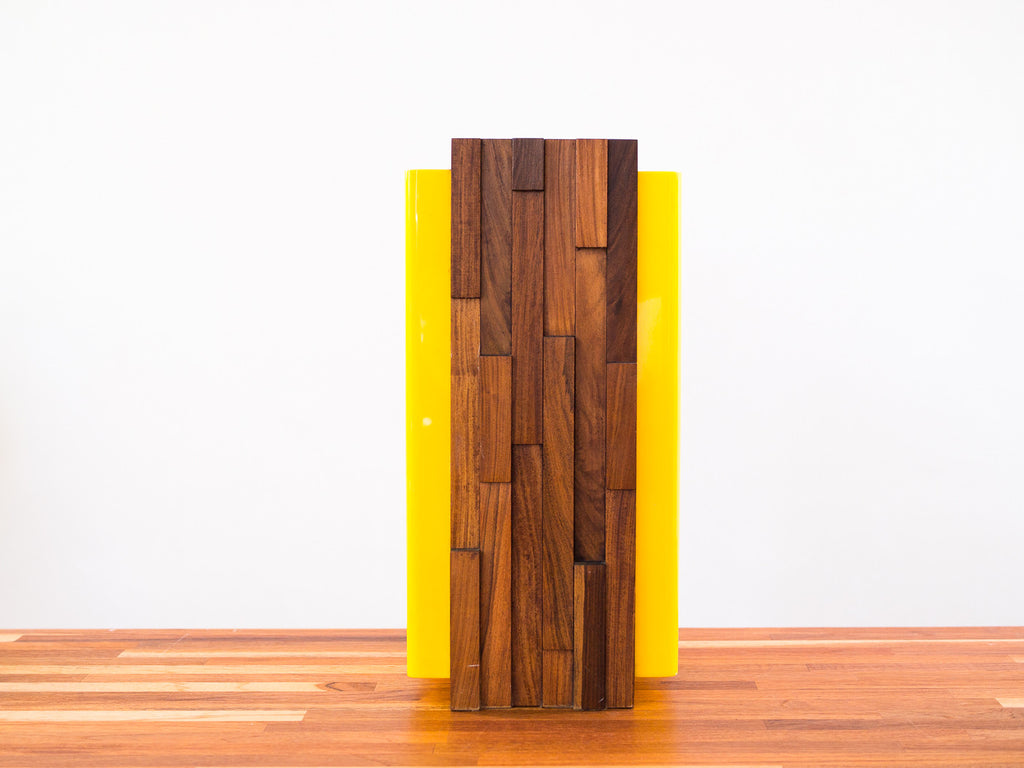 Percival Lafer | Abajur em Acrílico Amarelo e Caviúna