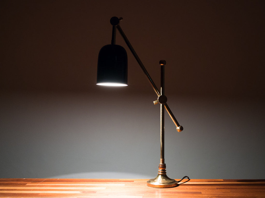 Luminária Articulada Preta e Latão
