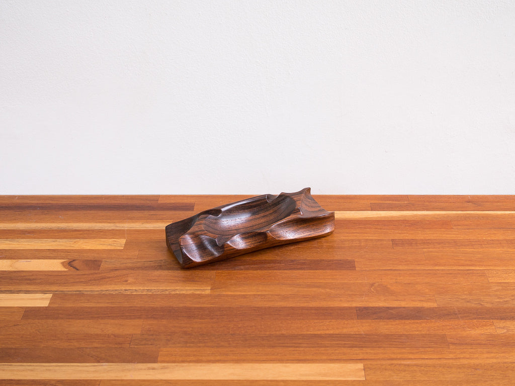 Cinzeiro em Jacarandá