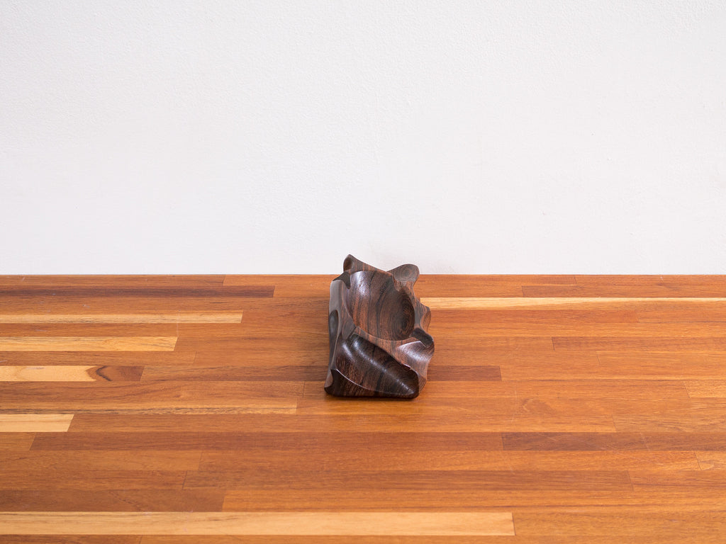 Cinzeiro em Jacarandá