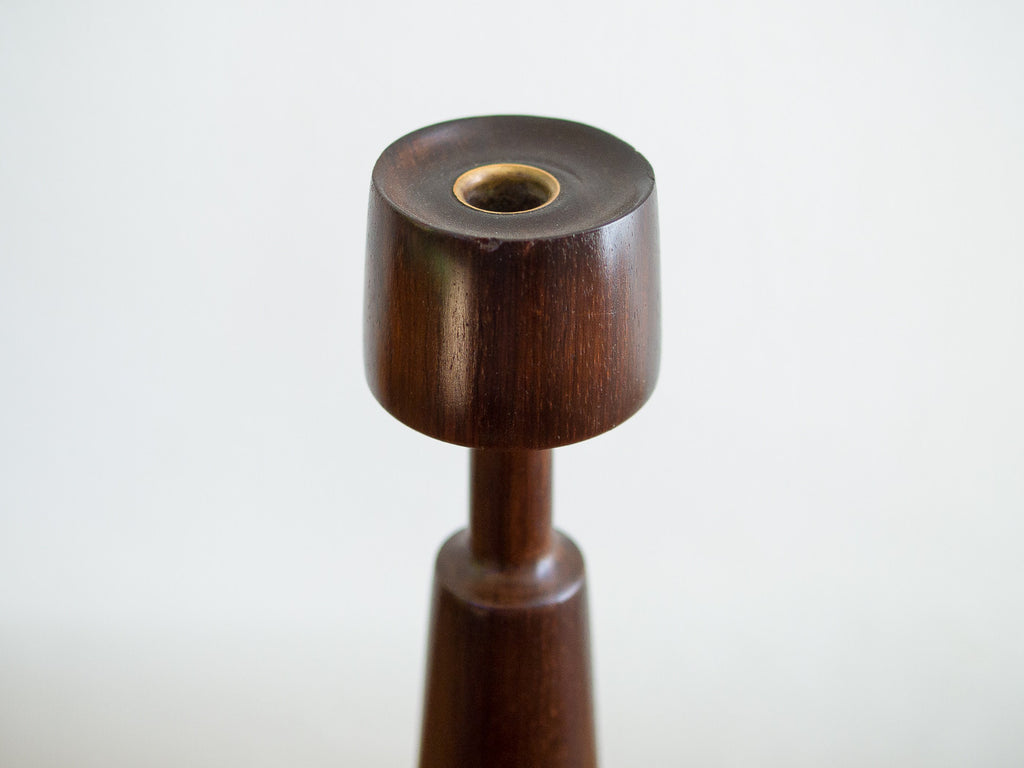 Castiçal Dinamarquês em Jacarandá