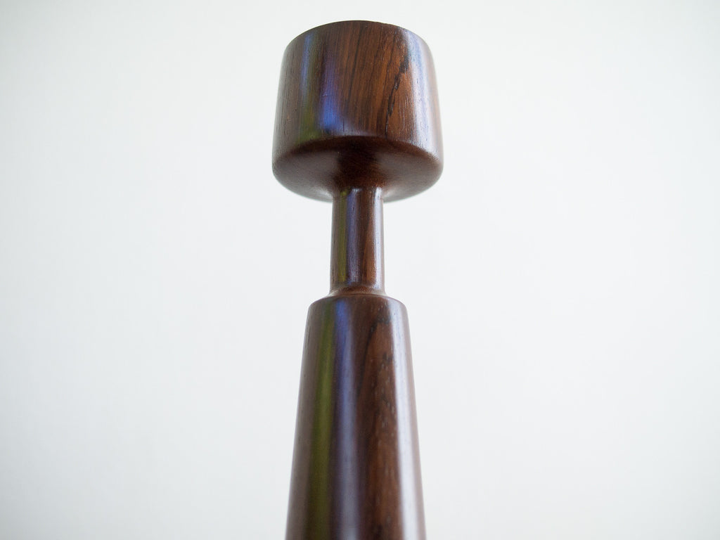 Castiçal Dinamarquês em Jacarandá