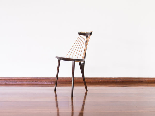 Ricardo Graham | Cadeira 3 Pés em Jacarandá da Bahia