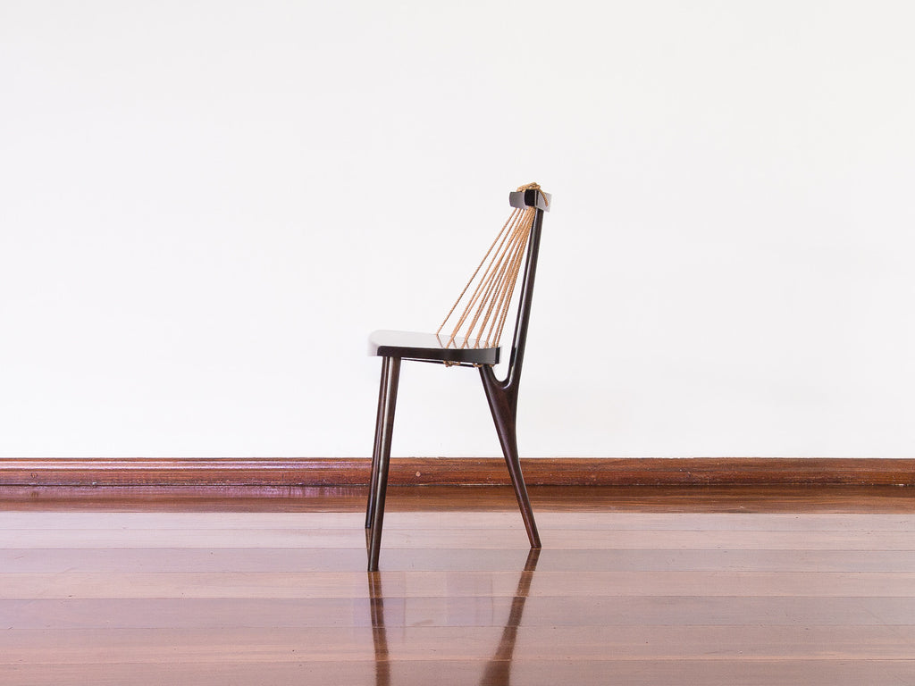 Ricardo Graham | Cadeira 3 Pés em Jacarandá da Bahia