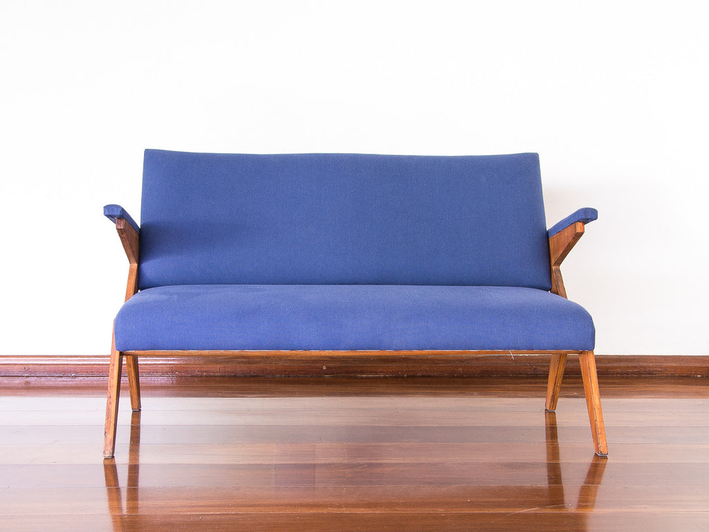 Zanine Caldas | Namoradeira em Compensado