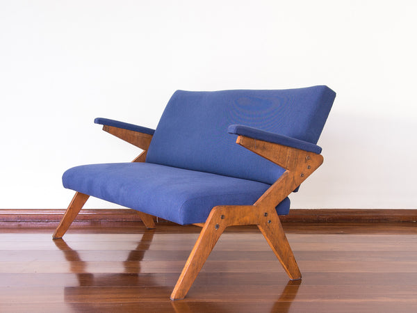 Zanine Caldas | Namoradeira em Compensado