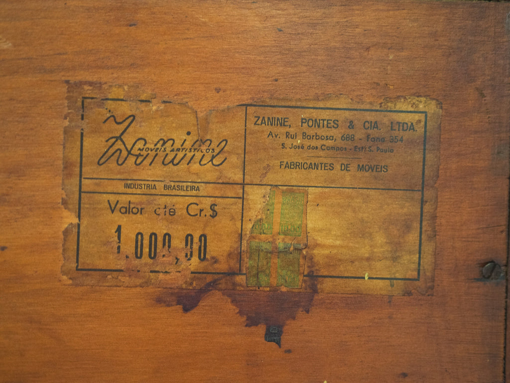 Zanine Caldas | Aparador em Compensado