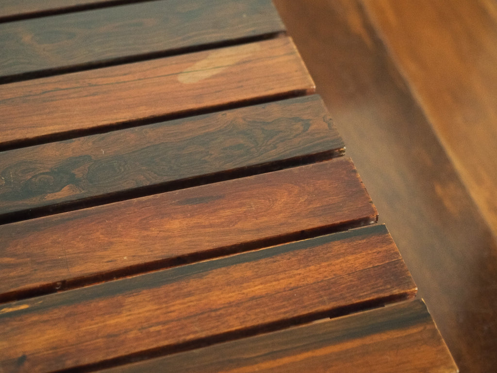 Celina Zilberberg | Banco Ripado em Jacarandá