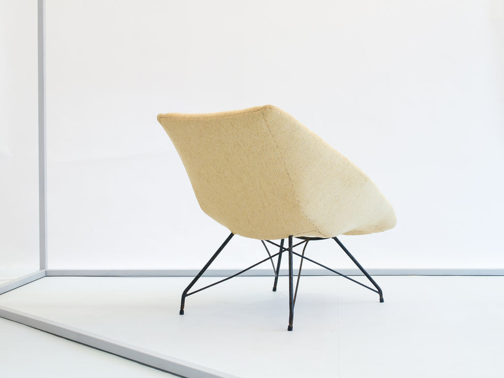 Carlo Hauner & Martin Eisler | Poltrona Concha sem braços