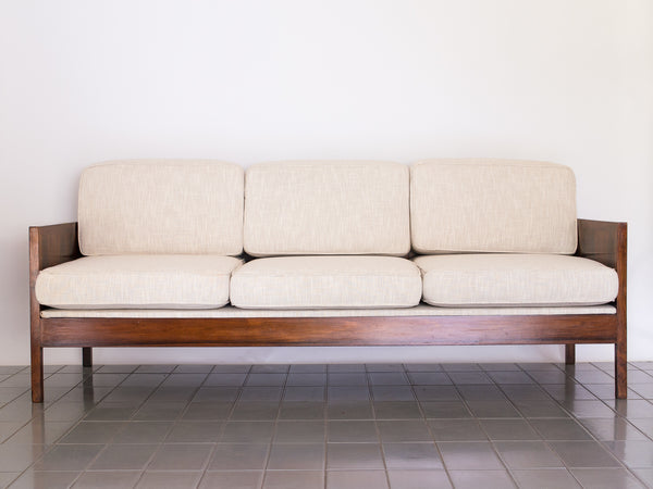 Sofá Jacarandá Quadrado