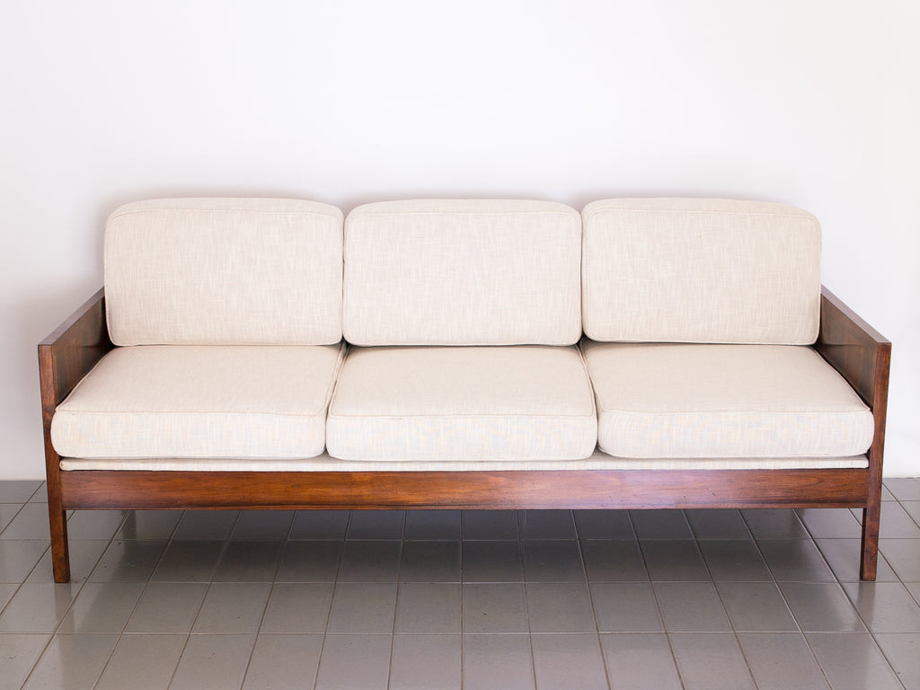 Sofá Jacarandá Quadrado