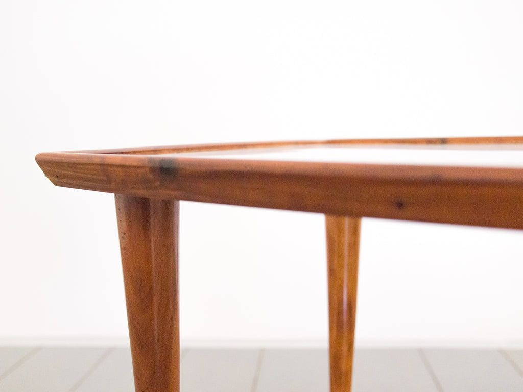 Mesa Centro Formica e Caviúna