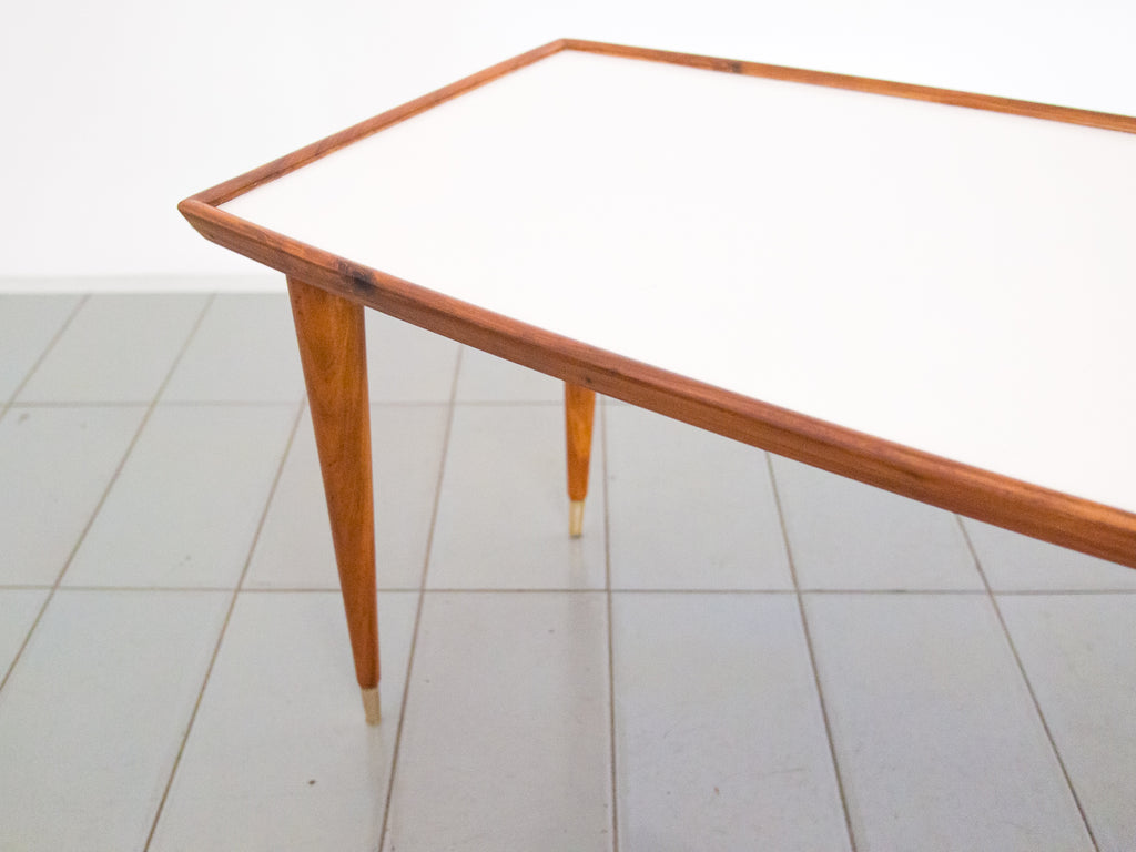 Mesa Centro Formica e Caviúna