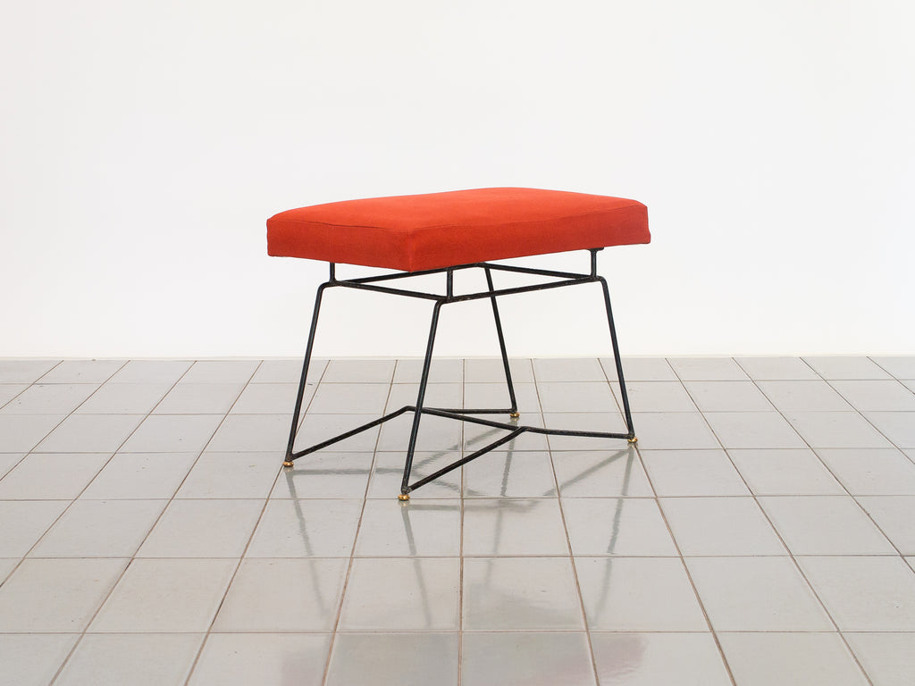 Acácio Gil Borsoi | Banqueta Ferro