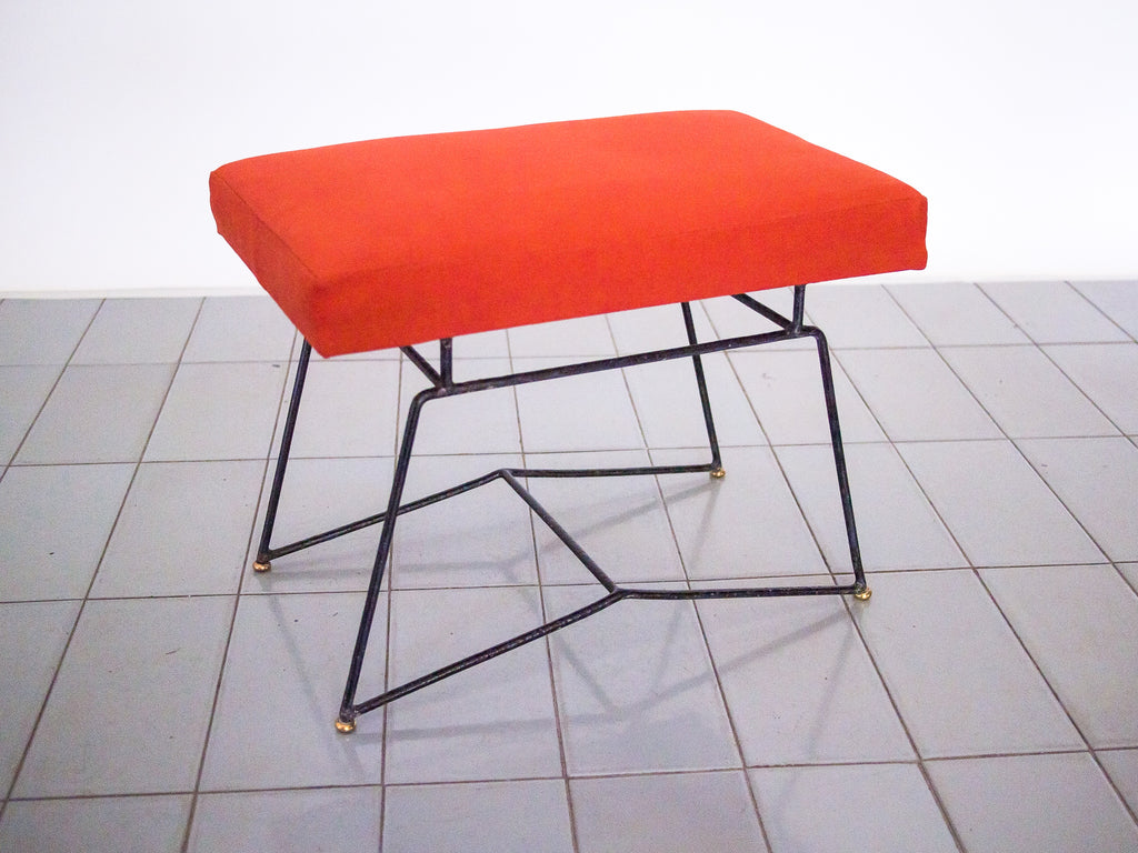 Acácio Gil Borsoi | Banqueta Ferro