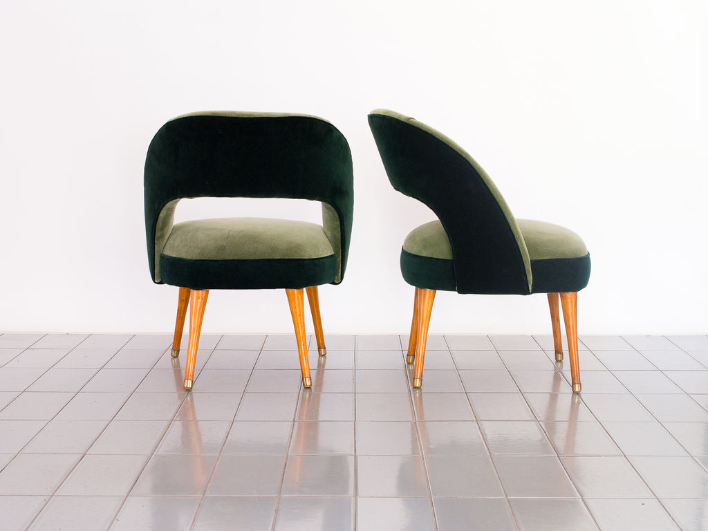 Conjunto Namoradeira e Poltronas