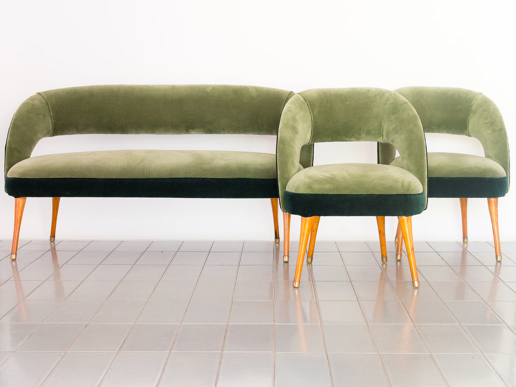 Conjunto Namoradeira e Poltronas