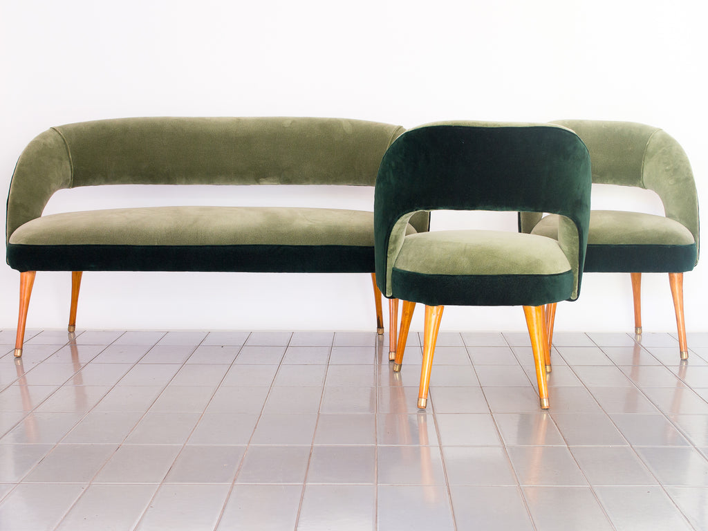 Conjunto Namoradeira e Poltronas