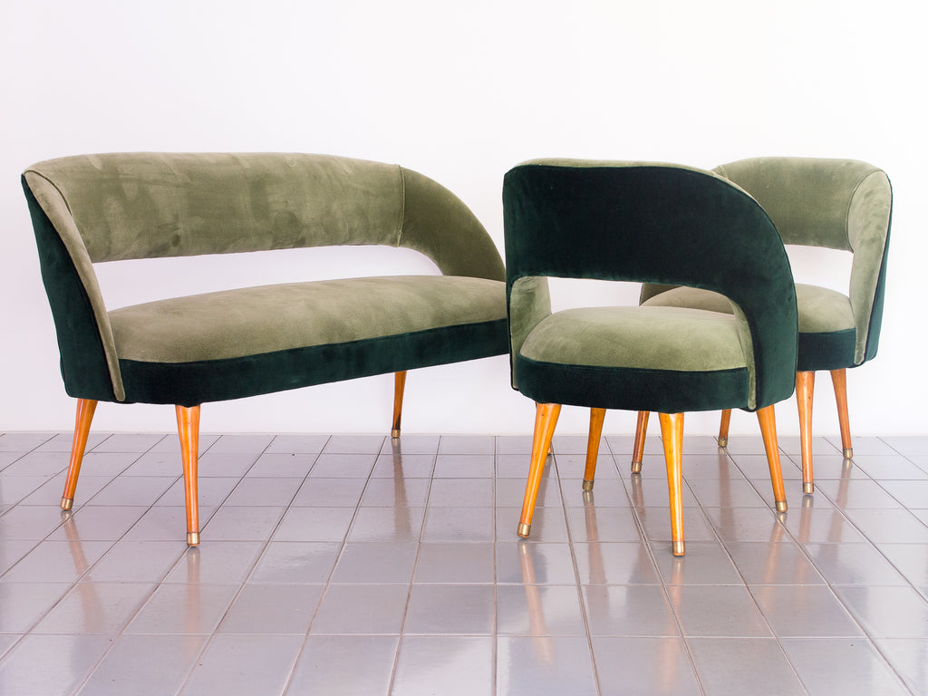 Conjunto Namoradeira e Poltronas