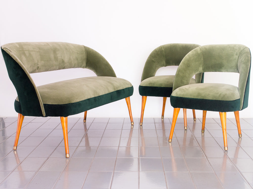 Conjunto Namoradeira e Poltronas