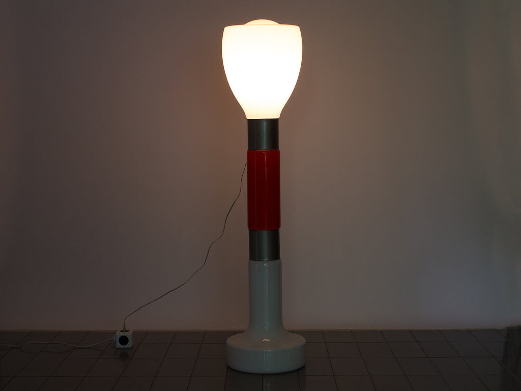 Carlo Nason | Luminária de Piso