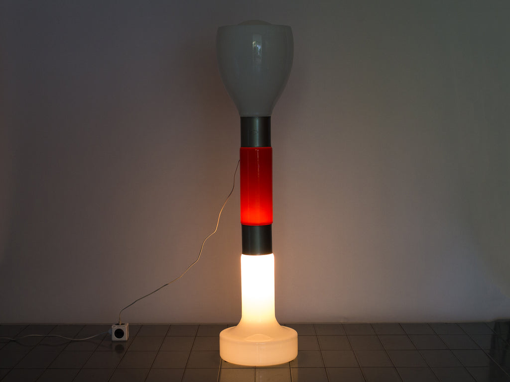 Carlo Nason | Luminária de Piso