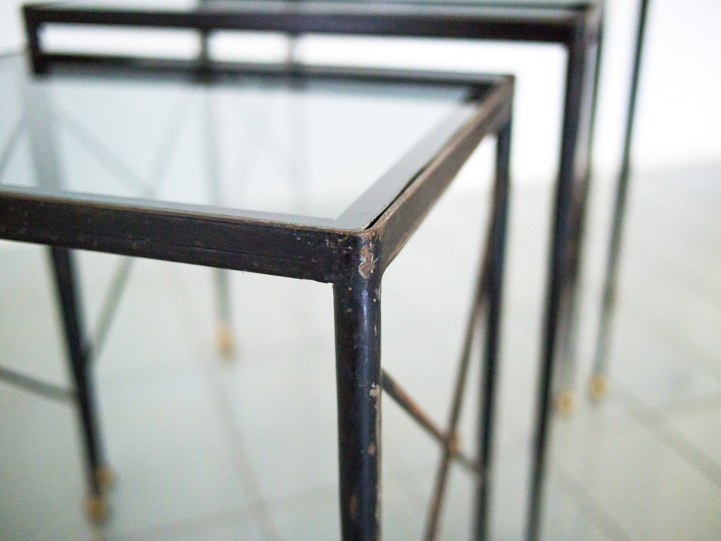 Mesa Ninho Ferro e Latão