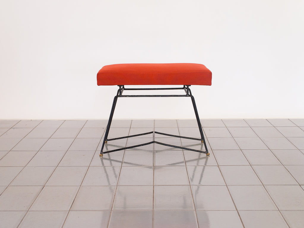 Acácio Gil Borsoi | Banqueta Ferro