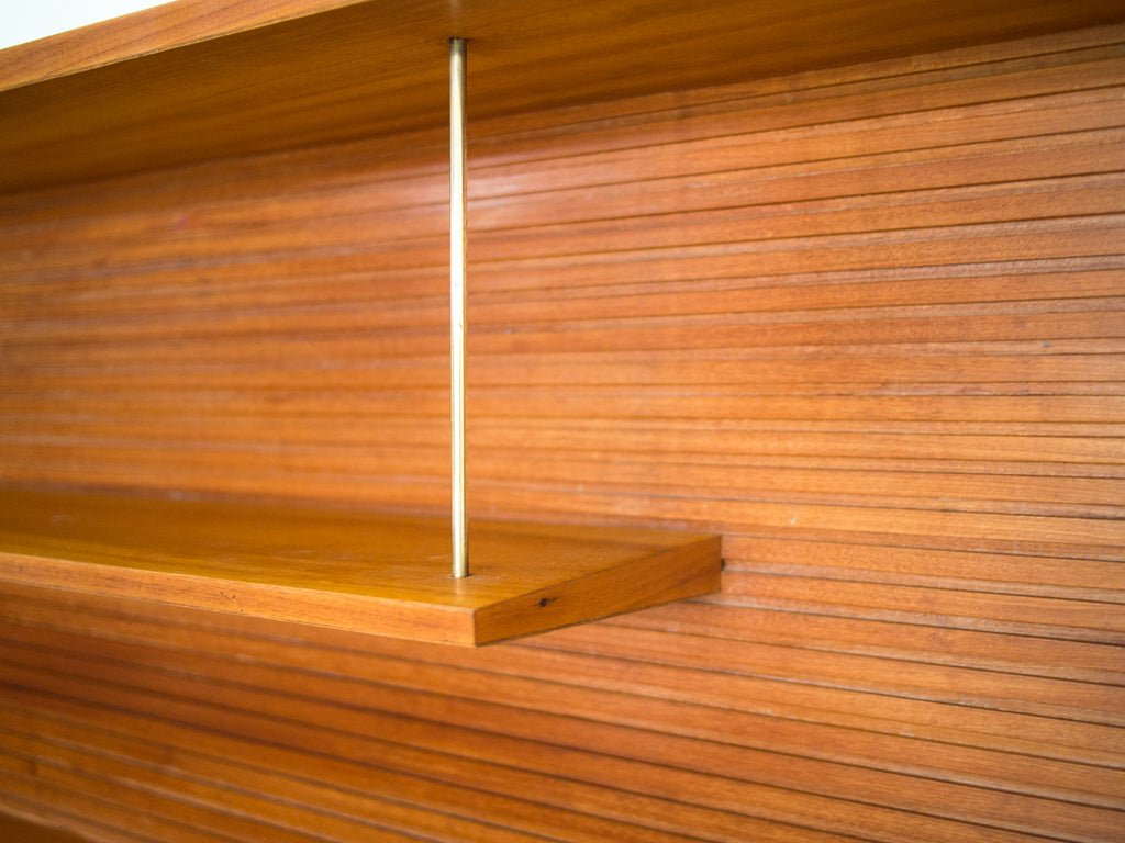 Acácio Gil Borsoi | Estante Parede