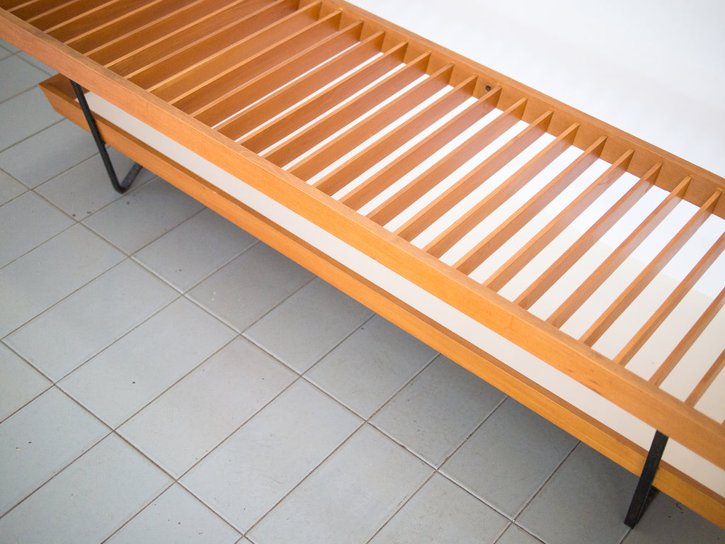 Acácio Gil Borsoi | Mesa/Banco Taliscas