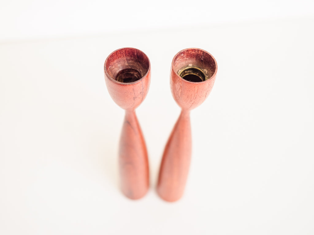 Par Castiçal em Teca